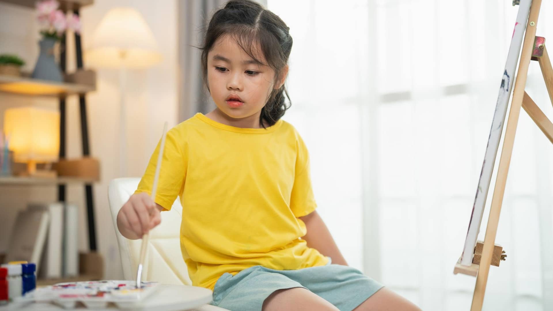 How to Encourage Independent Play (Ultimate Guide for Parents)