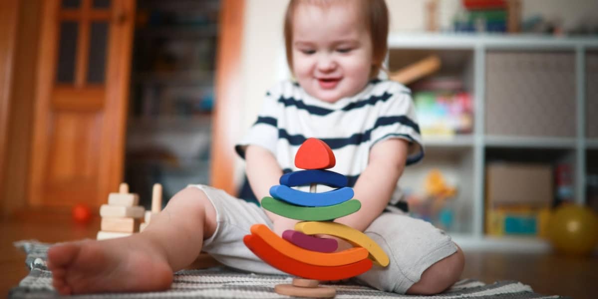 When and How to Start Encouraging Independent Play